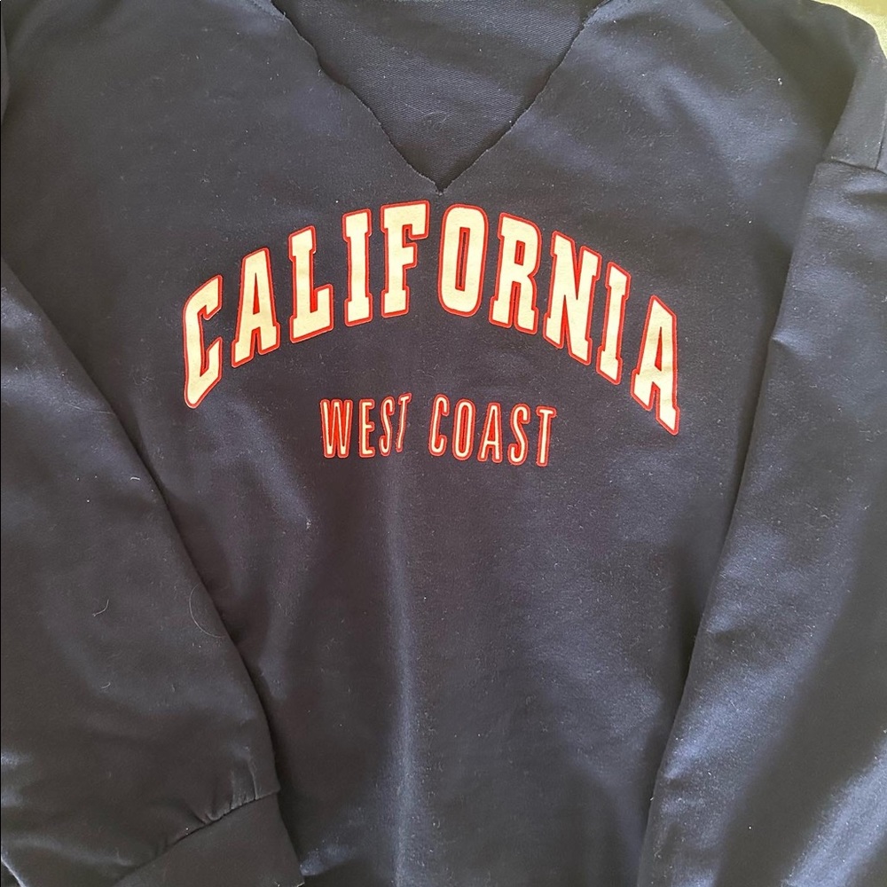 California sweatshirt with V cut out - Picture 4 of 4